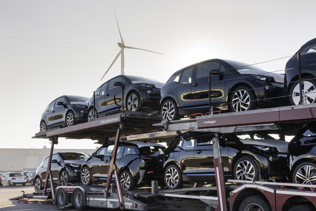 Euroopa uute autode müük kukkus novembris 14% BMW i3 treileril