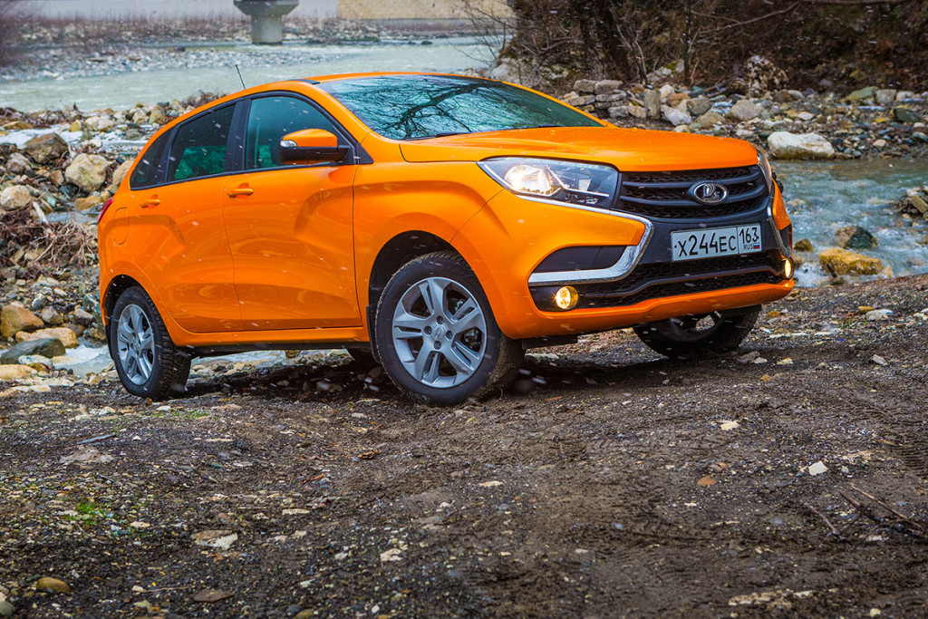 Detsembrikuumus Venemaal: AvtoVAZ käivitas Lada XRAY tootmise