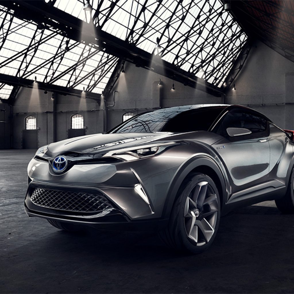 Lõpp konservatiivsusele! Toyota esitleb Genfis futuristlikku CHR maasturit