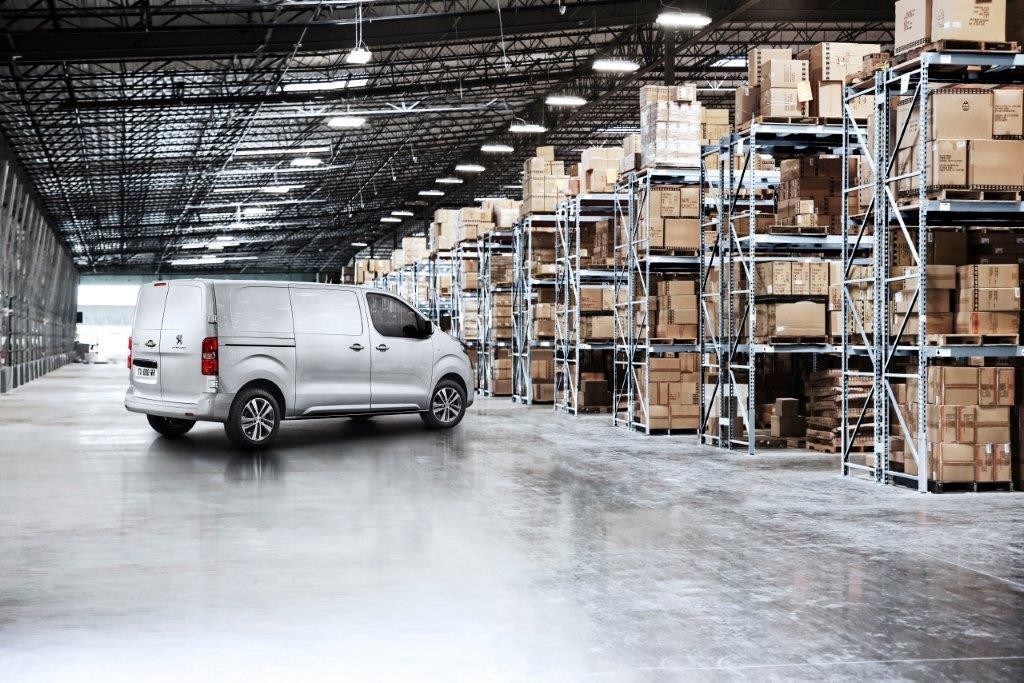 Peugeot Expert – veoautolikult asjalik, sõiduautolikult mugav