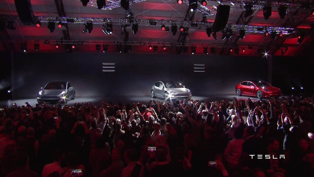 Saage tuttavaks: Tesla Model 3, mida ööpäevaga on eeltellitud rohkem kui 115 000 eksemplari