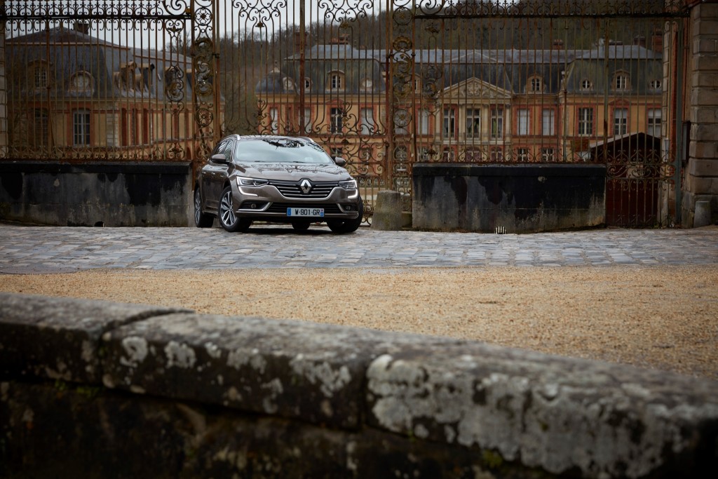 Universaalkerega Renault Talisman