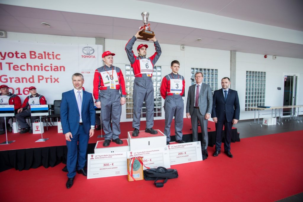 Selgus Baltikumi parim Toyota autotehnik