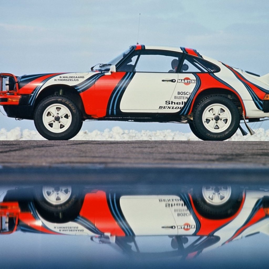 Maailm on segi pööranud: Porsche 911 tuleb ka maastikuversioonis! Porsche 911 SUV