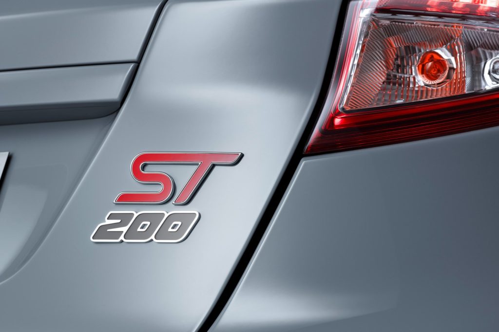 Fännid, hulluge! Ford Fiesta erikuri kuumpära ST200 jõuab Euroopasse Ford Fiesta 200ST