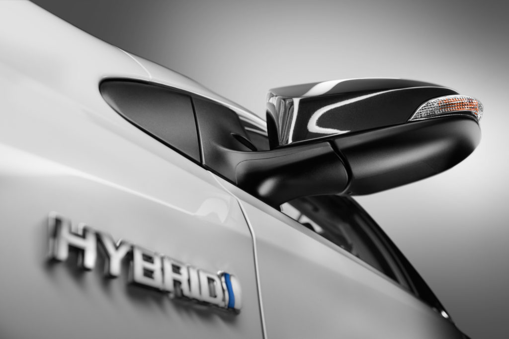 Volvo ja Toyota on võtnud sihiks loobuda diiselmootoritest Toyota