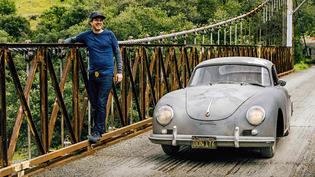 Vana Porsche puhkekodu kollektsionäär Matt Hummeli juures
