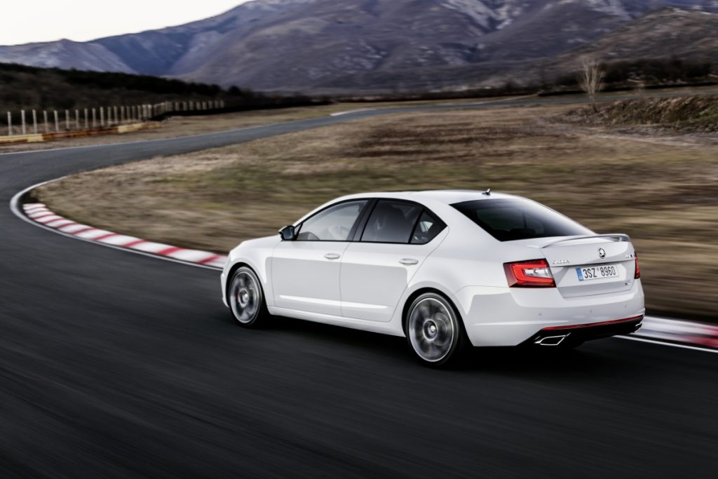 Pilk algavale autoaastale: mais jõuab müügile kõigi aegade võimsaim Škoda Octavia RS octavia rs