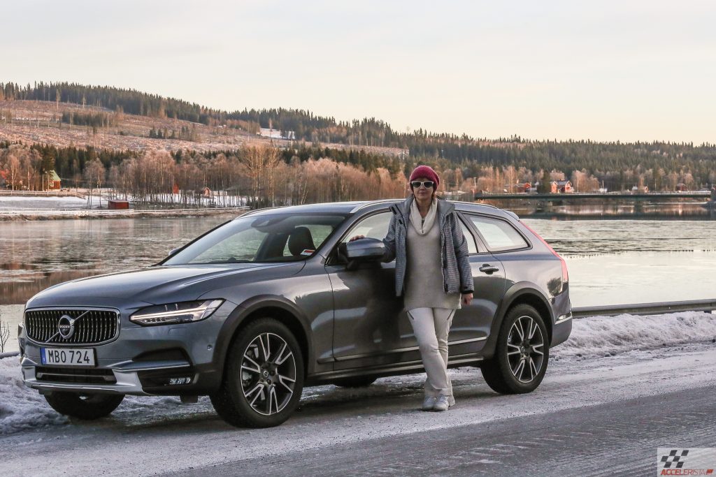 Volvo V90 Cross Country: igatsus igavese talve ja keelatud seikluse järele volvo v90 cross country