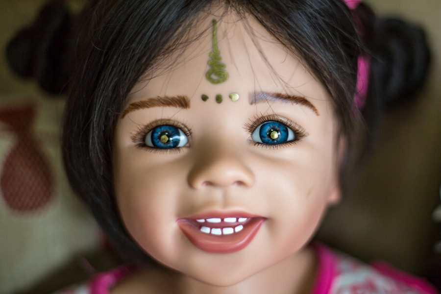 Õnnetoovate Luk Thep – ingelnukkude “adopteerimise” trend Tais jätkub ja laieneb mujalegi luk thep