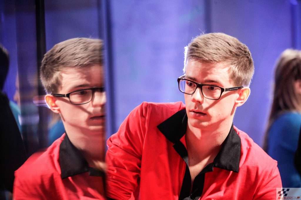 Motokrossirajalt ja kutsekoolist Rakett69 pardale: küsimustele vastab Karl Lõbus rakett69 karl