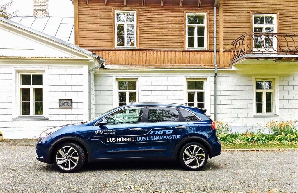 Budõlinid pereauto otsingul: Kia Niro, “vrummiv” loodussõbralik möödasõit on äge! kia niro 1