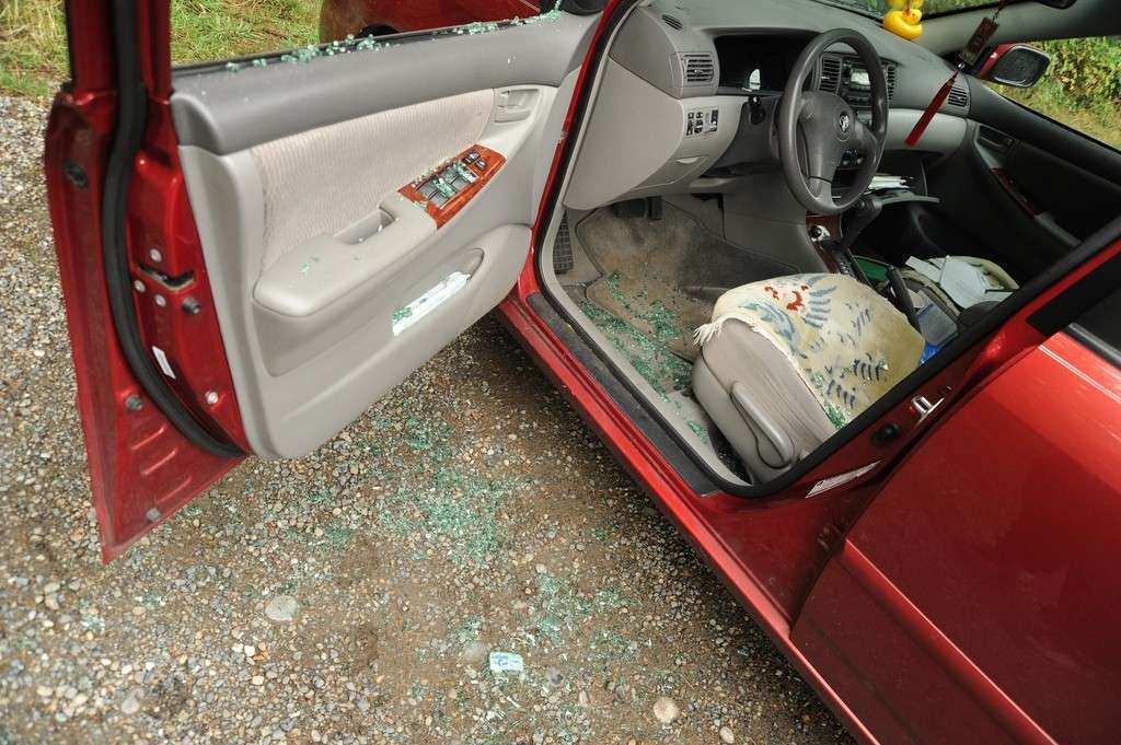 7 nippi autosse sissemurdmine