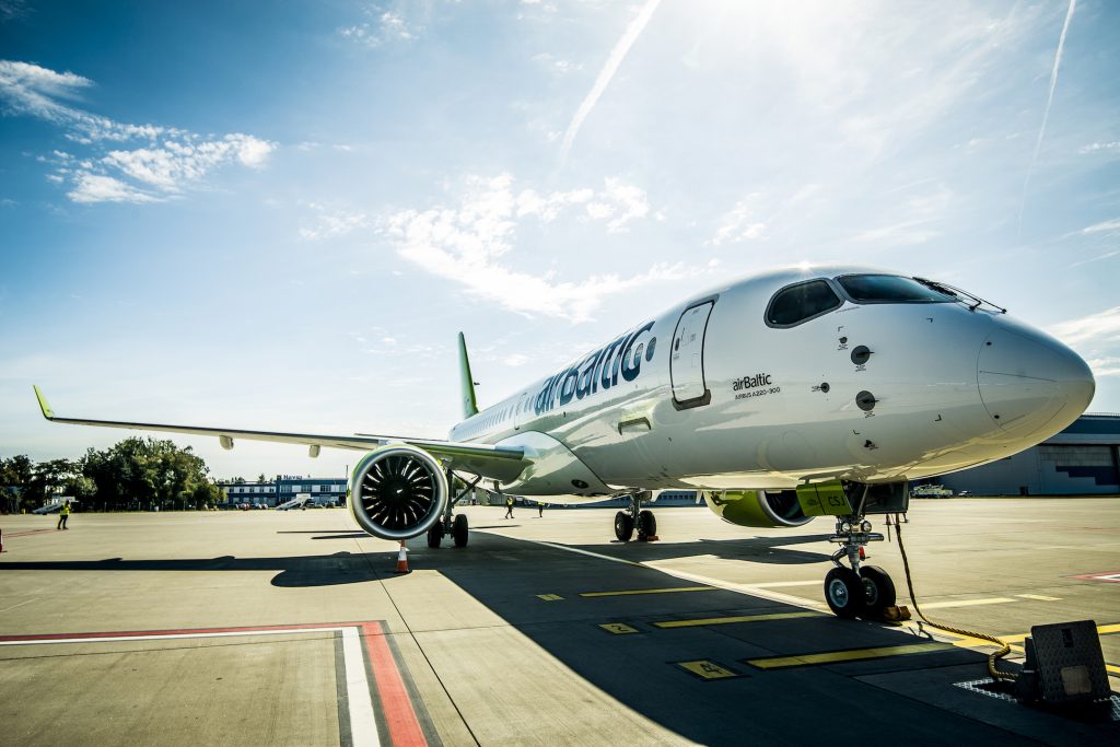 airbus a220-300