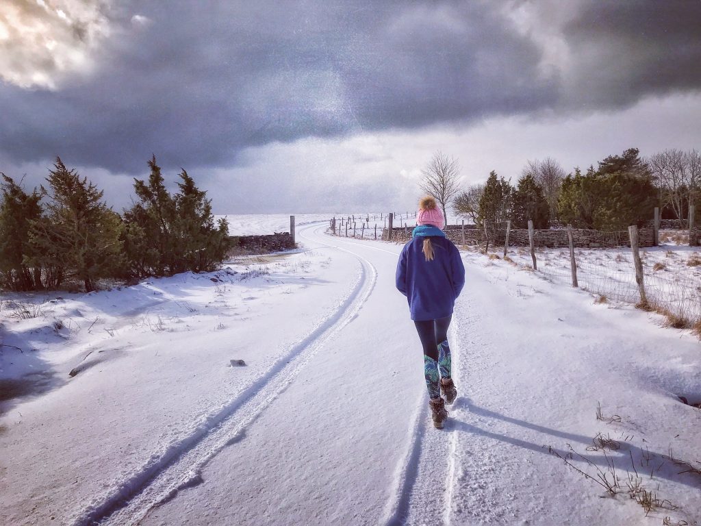 10 000 sammu päevas on nii eilne päev. Piisab 100 sammust! tui sammu