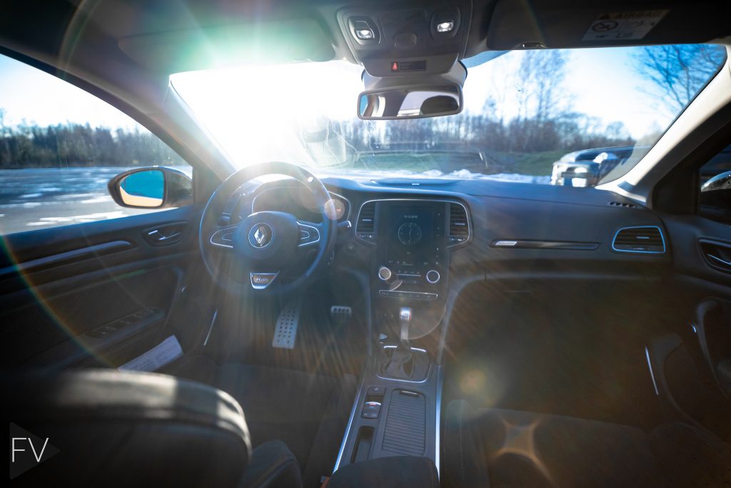 Autoomaniku ABC: statistika põhjal on auto esiklaas kevadel suures ohus esiklaas