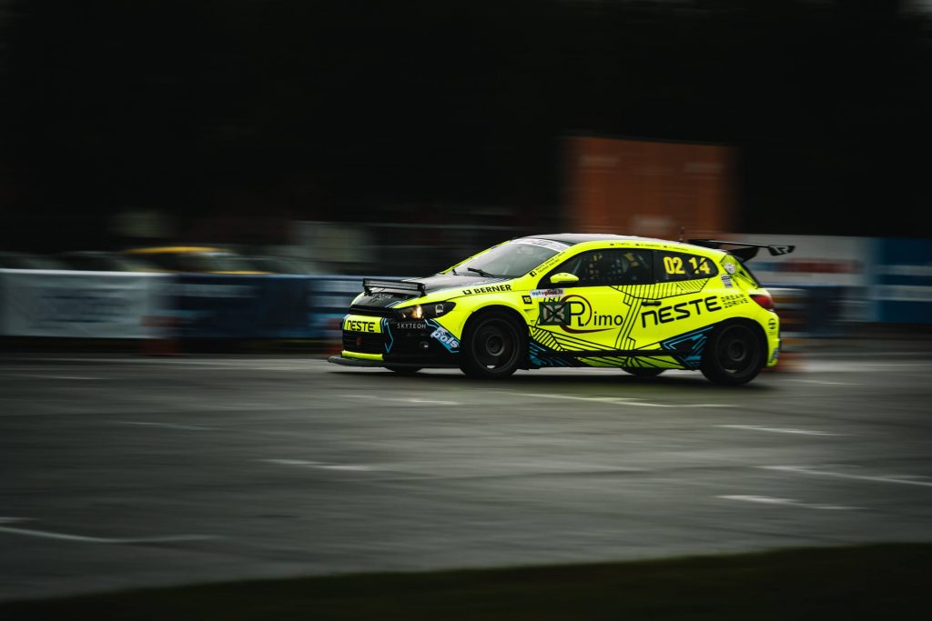 Dream 2 Drive – esimene ülebaltiline virtuaalne võidusõidusari Dream 2 Drive