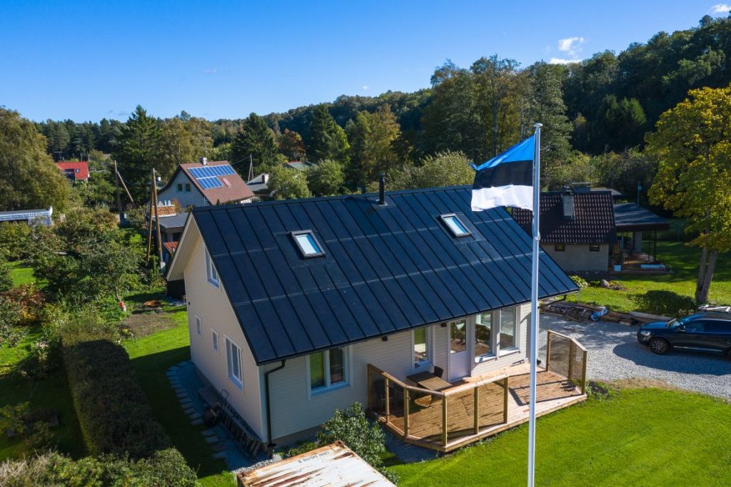 Roofit.solar päikesekatused pääsesid Eestit rahvusvahelisel konkursil esindama roofit.solar