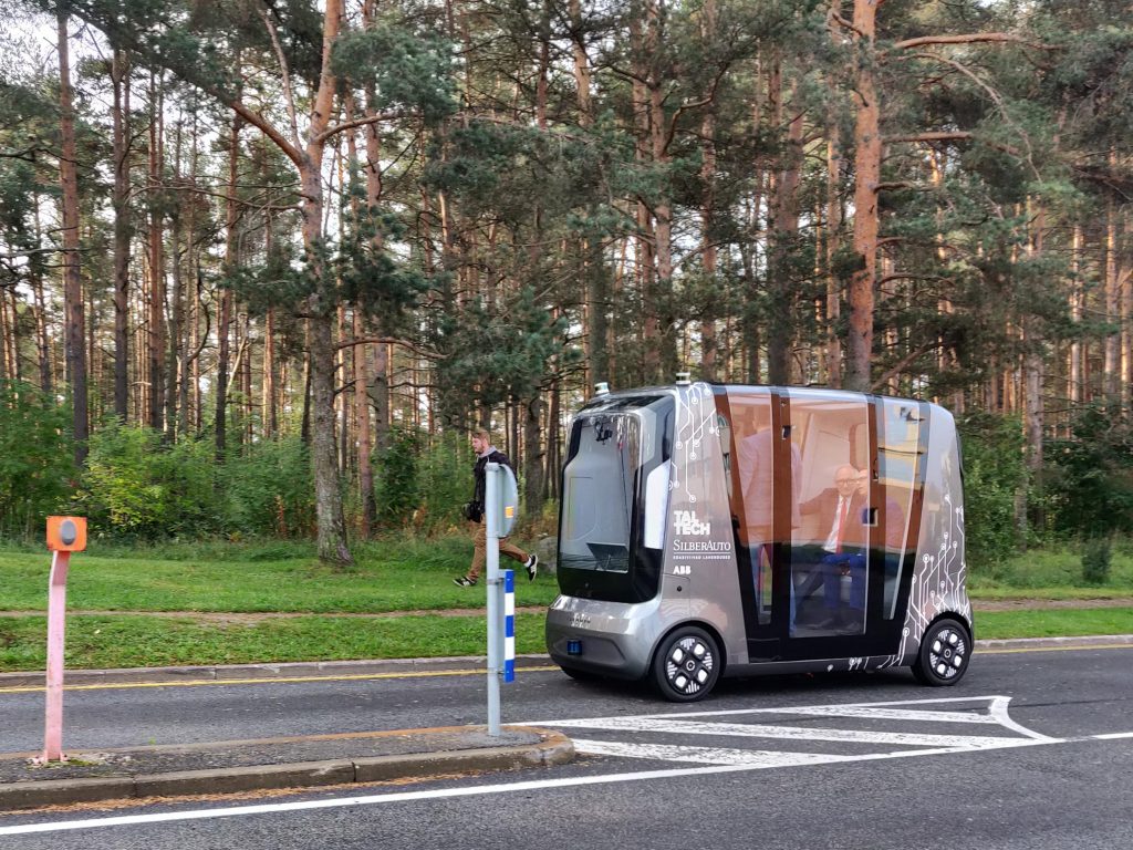 Eesti ja USA inseneride ühistöös peab Iseauto muutuma tänavalegaalseks iseauto