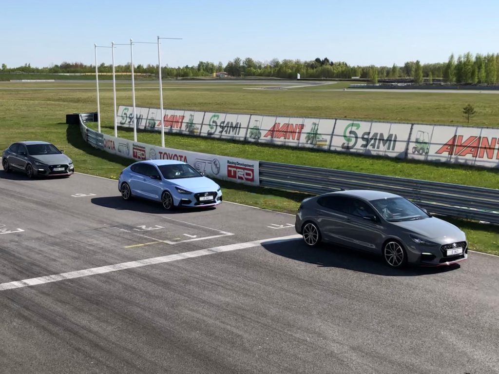 Hyundai “ennidega” ringrajal: i30 N ja Fastback N on üsna lollikindlad kähkusõitjad fastback
