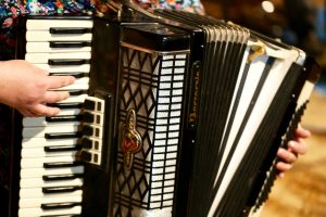 Kaks tehtud, kaks minna ehk mida räägib politseiinfo nende pühade kohta? muusika politsei statistika