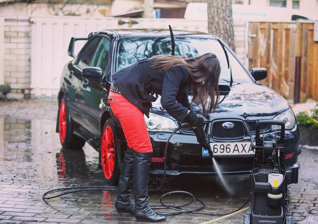 maarja peseb autot põuaaeg salvkaev