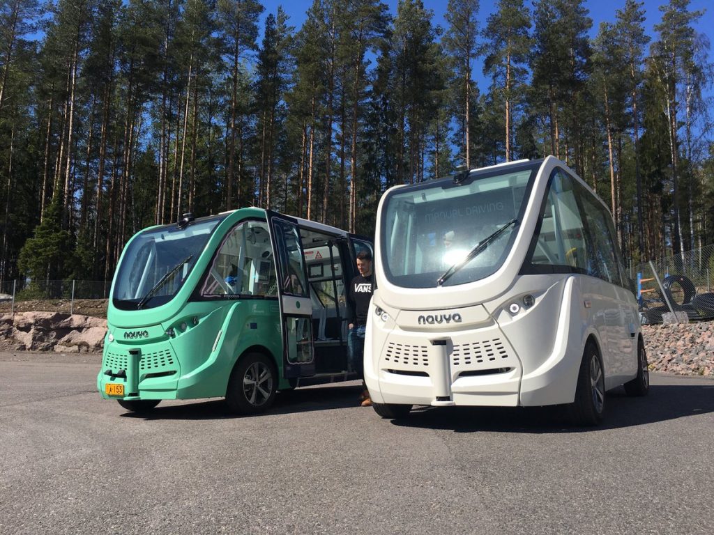 Kadrioru trammipeatusest Kumusse saab nüüdsest isejuhtiva bussiga isejuhtiv buss kumu