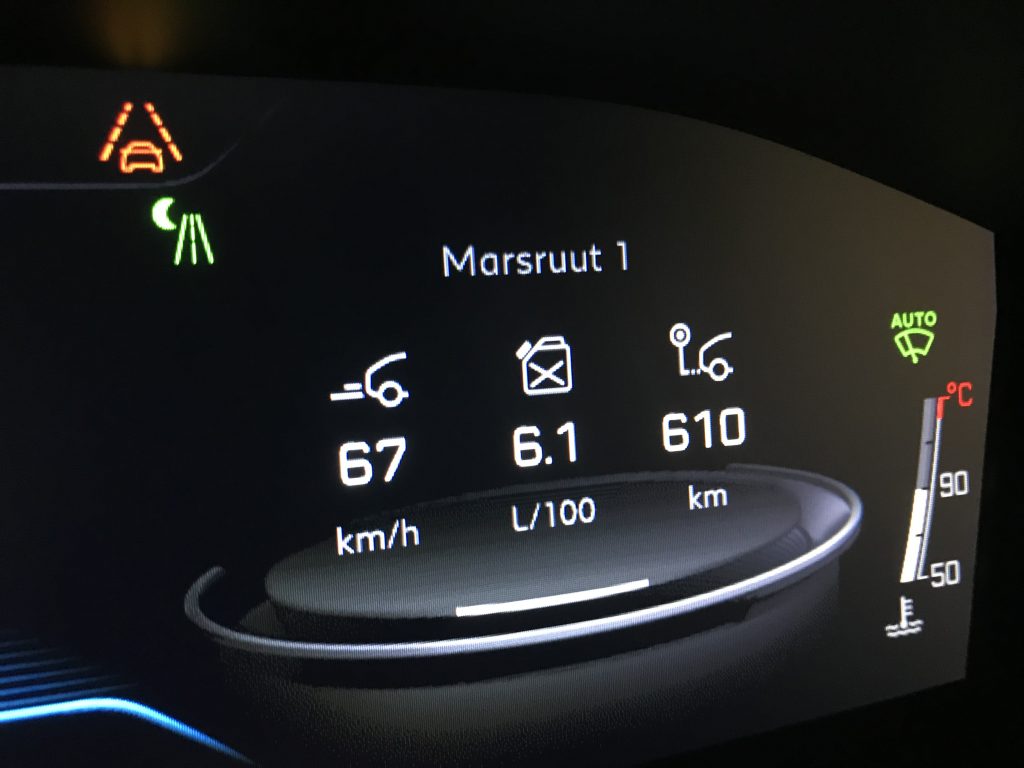 Peugeot 508 SW ju ei eksi: Tallinnast Cesisesse ja tagasi puhta nulliga nulliga koju peugeot 508 SW