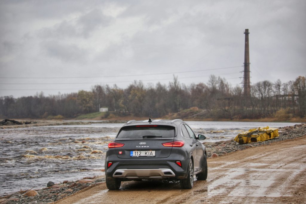 sindi pais kia xceed