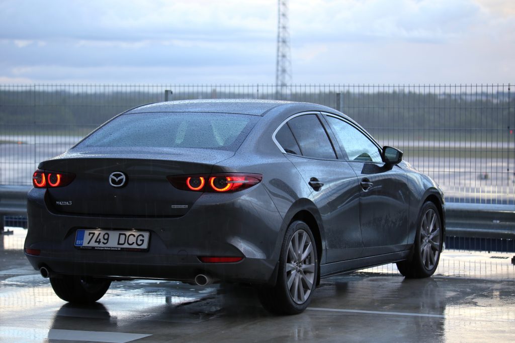 Palju õnne, autosõbrad! Eesti aasta auto 2020 on Mazda 3! eesti aasta auto