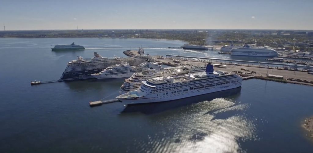 Puhtam õhk ja vähem müra: Vanasadam hakkab laevadele pakkuma kaldaelektrit vanasadam kaldaelekter