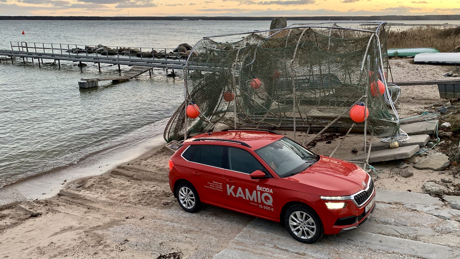 Aasta auto Soomes 2020 tiitli võttis ülivõimsa võiduga Škoda Kamiq aasta auto soomes 2020 škoda kamiq