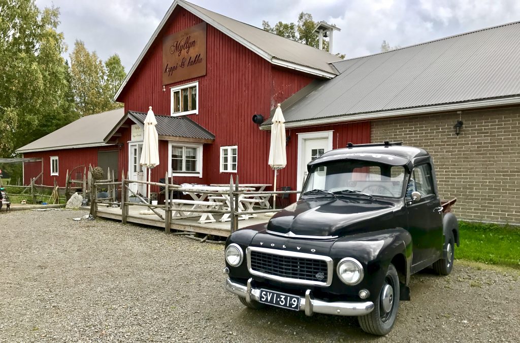 Soomes kehtima hakkav liiklusseadus lubab e-autosid laadida ka generaatoriga liiklusseadus soomes