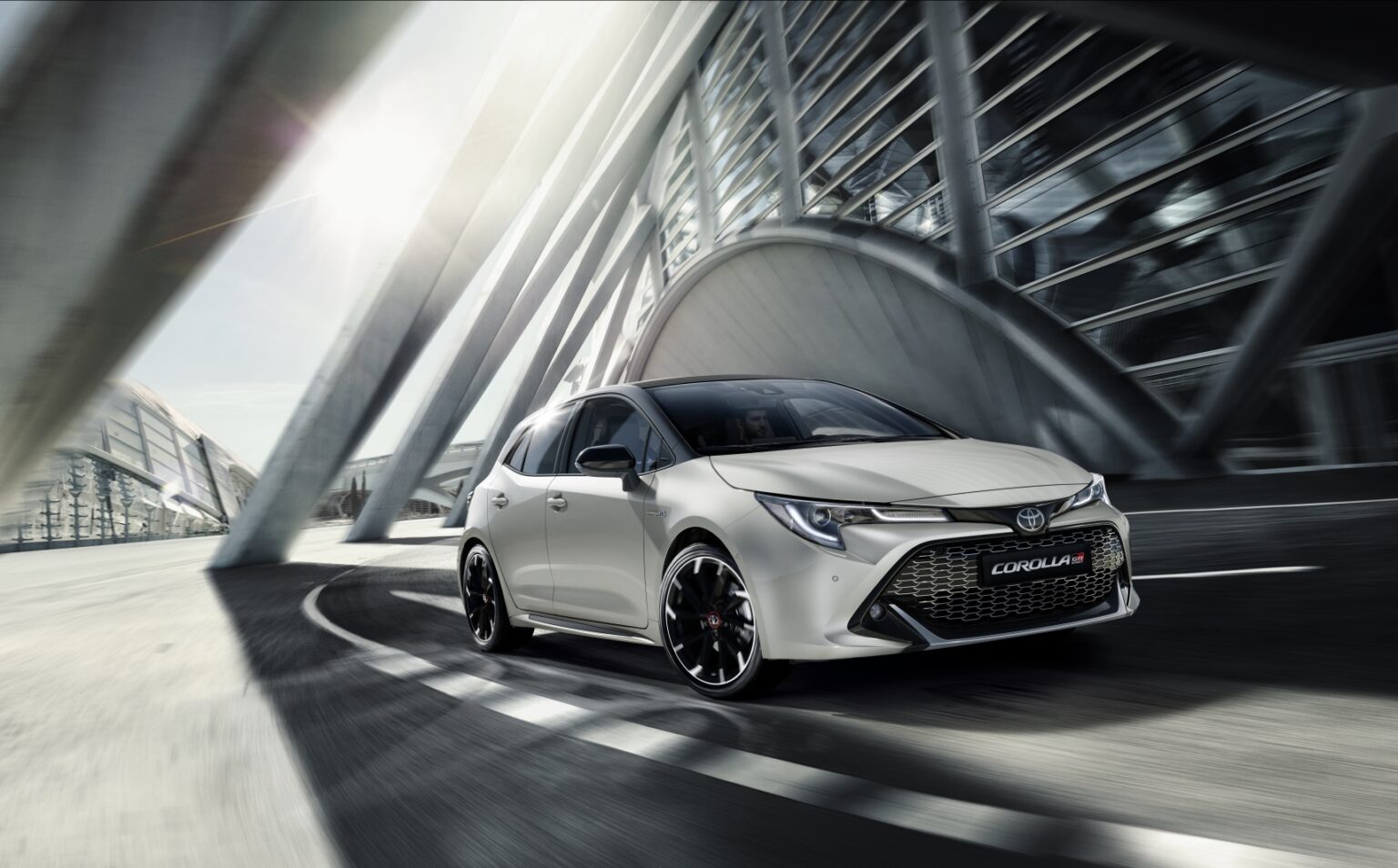 Toyota uus sportlik pereliige Corolla GR Sport saabus Eestisse toyota corolla gr sport