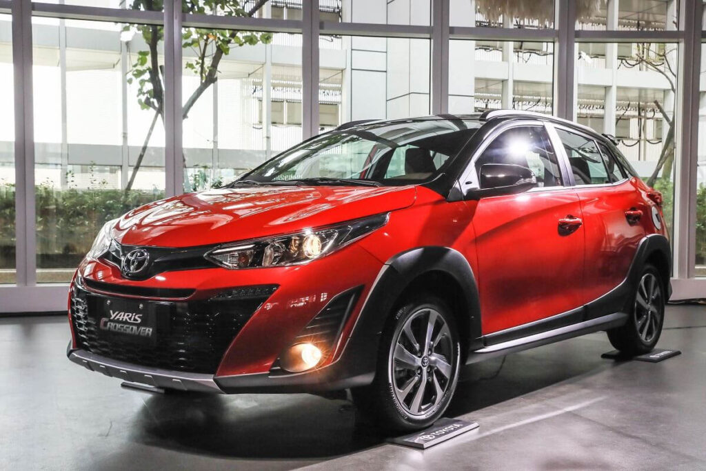 toyota on beebiootel krossover