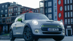 mini cooper se electric