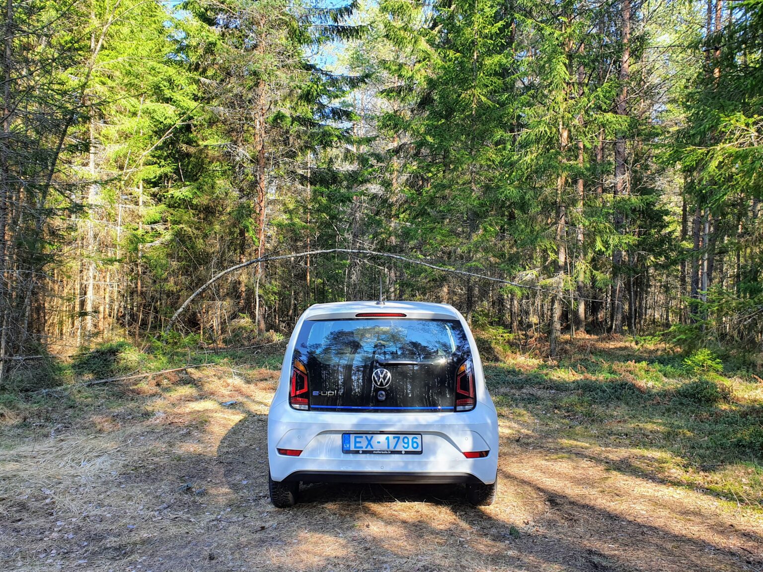 Volkswagen e-Up! elektriauto – kui minevik kohtub tulevikuga volkswagen e-up