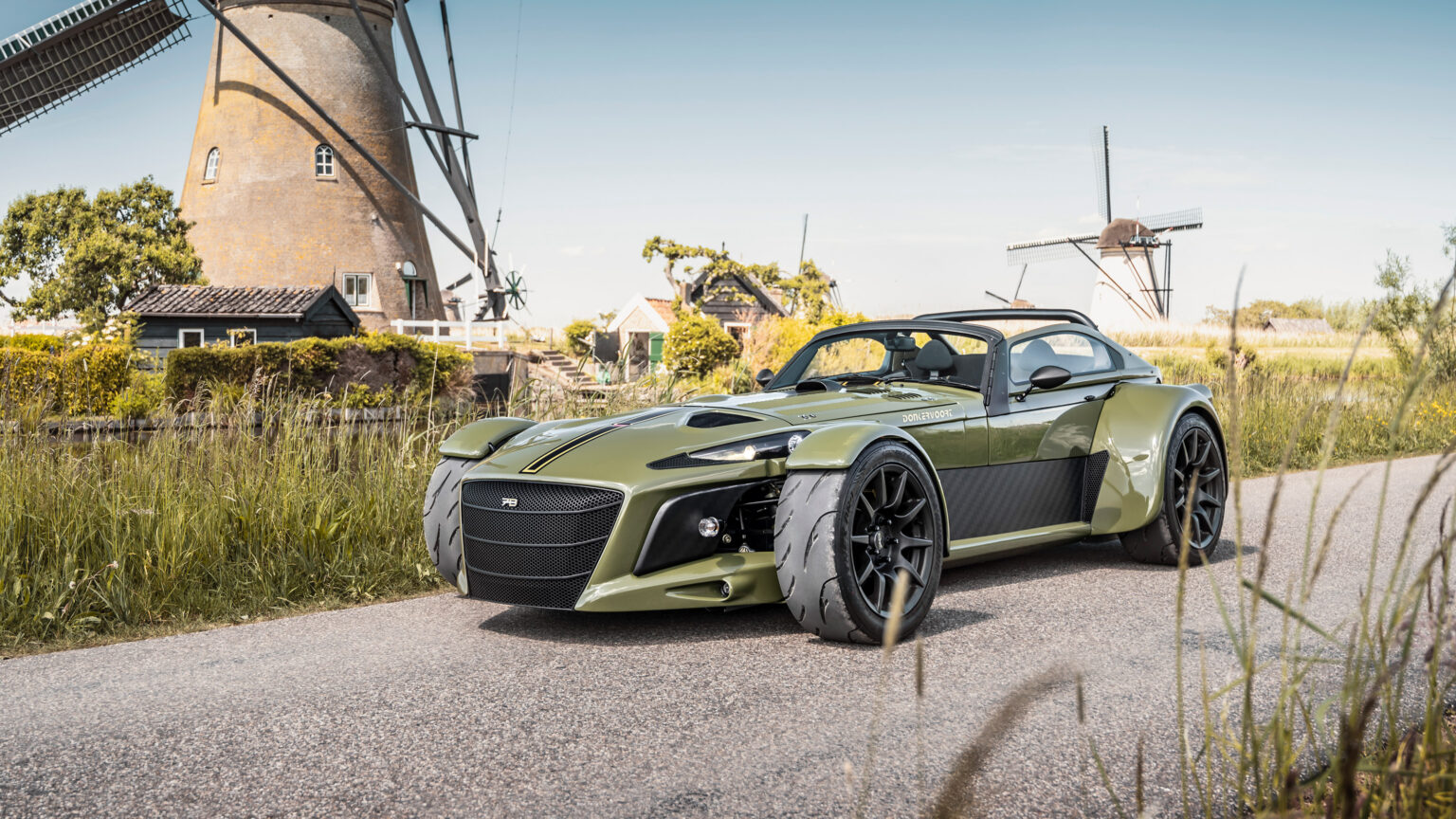 Donkervoort D8 GTO-JD70 – tänavalegaalne jõhkard firma asutaja sünnipäeva puhul Donkervoort D8 GTO-JD70