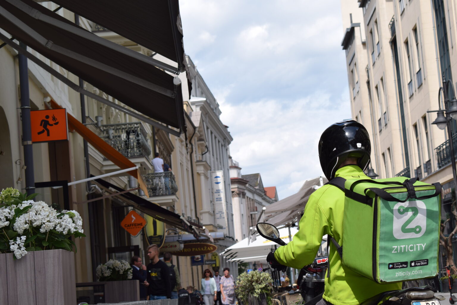 Omniva, Bolt, Wolt ja teised kullerid, olge valvel: Eestisse jõudsid zitterid zitterid