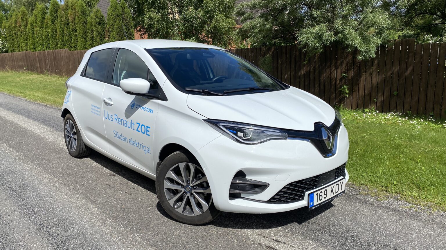Lugeja proovisõit: Renault Zoe, asjalik väike elektriauto renault zoe lugeja