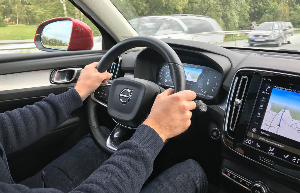 Mis vahe on autojuhi järelkoolitusel ja jätkuõppel ja mida jätkuõpe endast kujutab? jätkuõpe