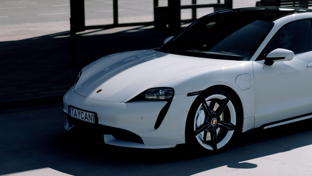 Eesti aasta auto 2021 on Porsche Taycan Porsche Taycan Turbo