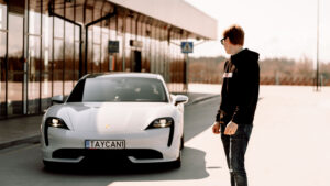 Porsche Taycan Turbo