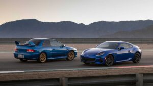 Subaru BRZ 2022 ja Subaru 22B