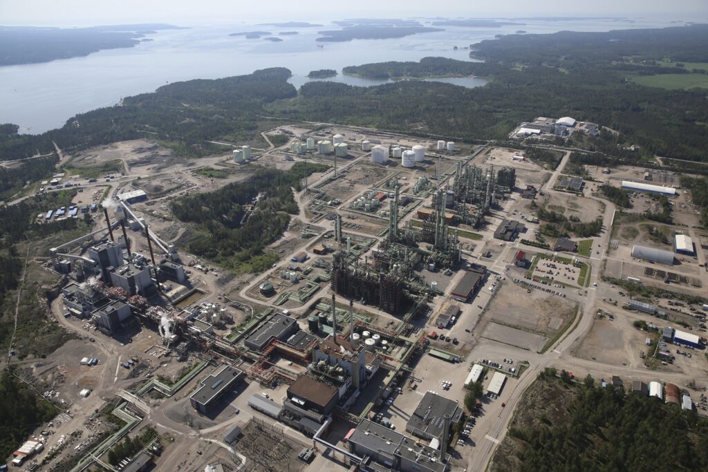 Alternatiivsete toorainete kasutamisel jõudsid Neste, Borealis ja Covestro uue teetähiseni Borealise tehas