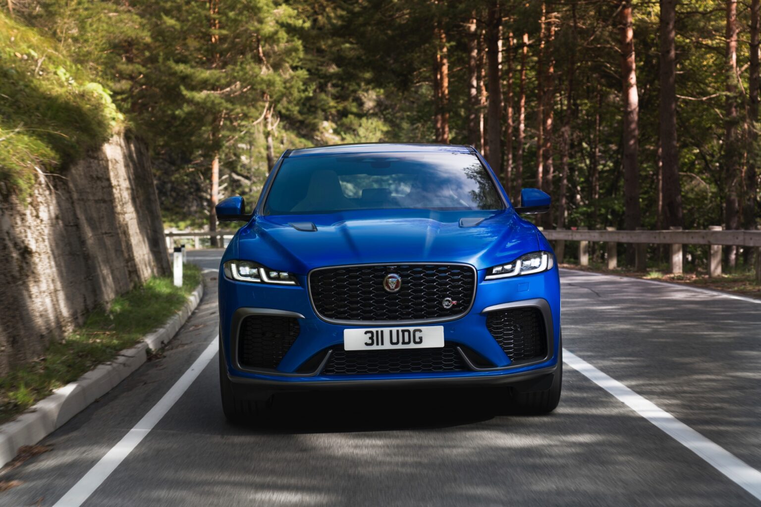 Jaguar esitleb uut erimudelit F-Pace SVR Jaguar F-Pace SVR