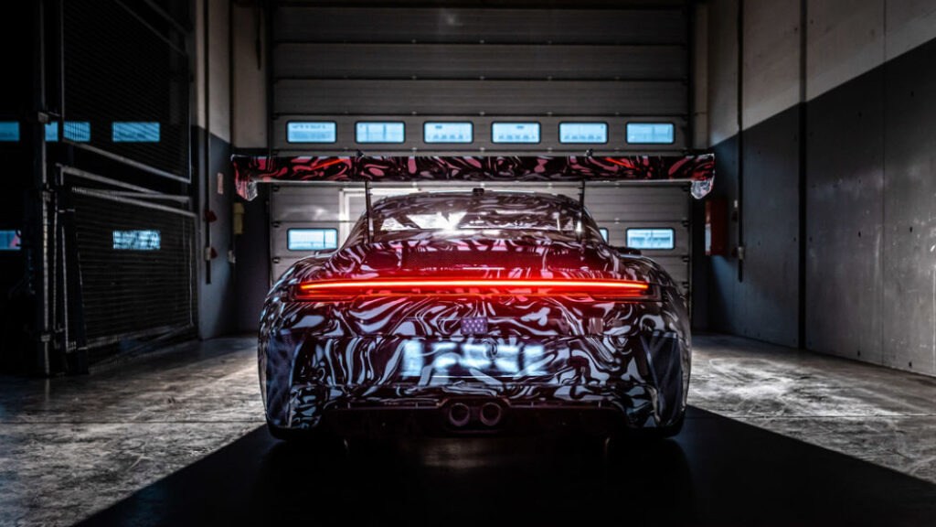 Uus Porsche 911 GT3 Cup jõuab radadele 2021 Porsche 992 GT3 Cup