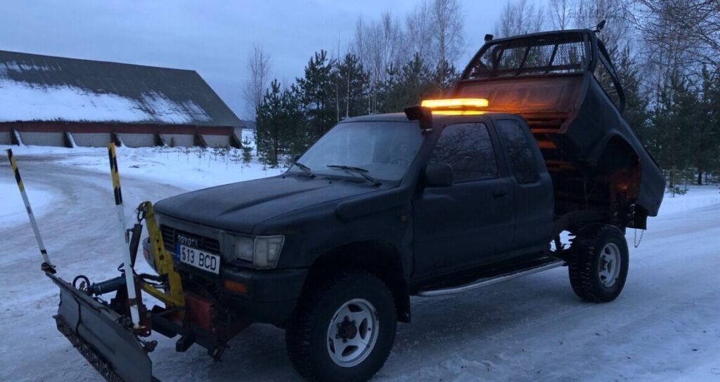 Toyota Hilux isekallur