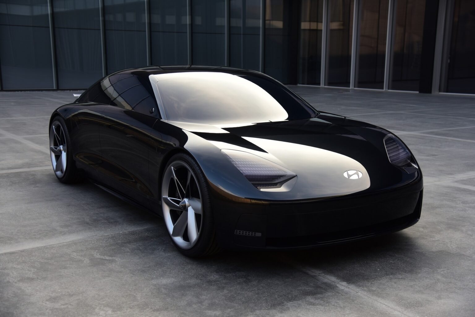Hyundai kinnitab: läbirääkimised Apple’iga elektriauto loomiseks käivad Hyundai Prophecy Concept