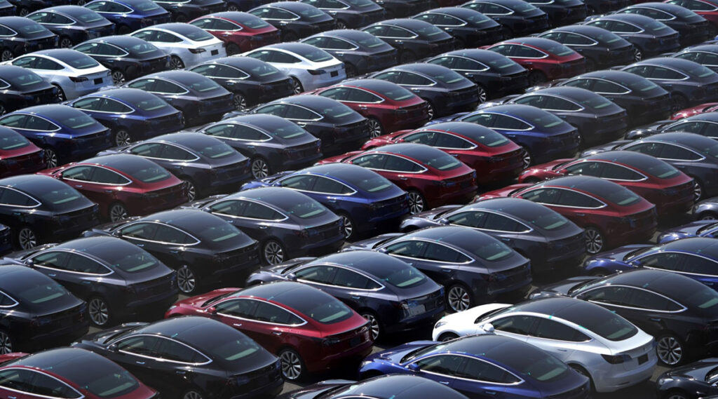 “Istmesoojendus” osa 96: auto kuutasupõhine kasutusmudel – tulevik? Teslad parklas